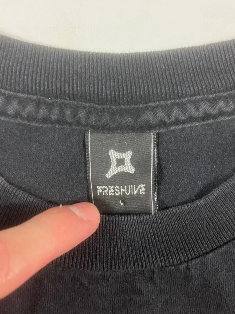 Vintage Y2K Freshjive Black Gothic Spellout All Over Print Streetwear Tee L